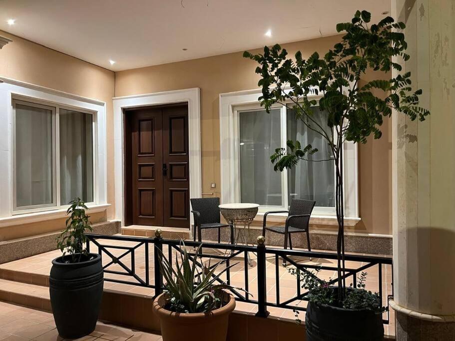 Villa أنيقة دورين مدخل خاص وفناء ترخيص وزارةالسياحة Riyadh