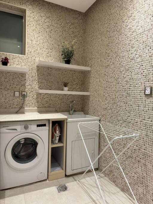 Villa أنيقة دورين مدخل خاص وفناء ترخيص وزارةالسياحة
